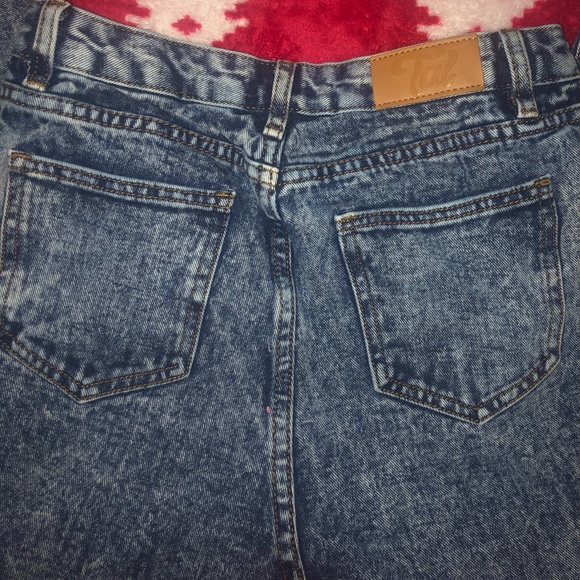 Ariana Grande | Jeans | Heart Cutout 